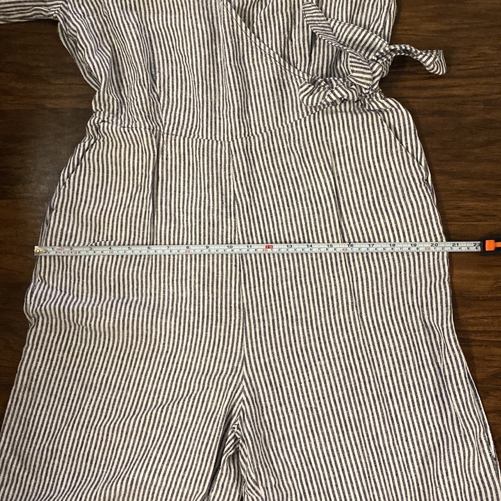 OLD NAVY Striped Waist Defined Faux Wrap Jumpsuit - Picture 13 of 13